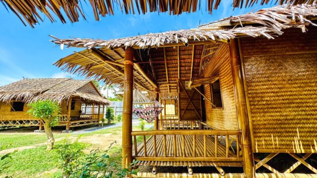 Baan Check In - Bungalows & Beach Huts in Relax Bay, Koh Lanta