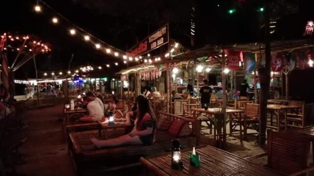 Friendly Restaurant And Bar - Thai Food in Ban Saladan (Sala Dan), Koh Lanta