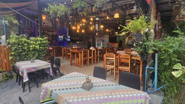 Gina Cafe And Restaurant - Thai Food in Relax Bay, Koh Lanta