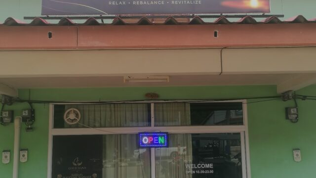 Gold Hand Massage - Thai Massage in Long Beach (Phra Ae), Koh Lanta