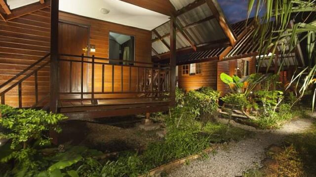 Kai House - Bungalows & Beach Huts in Klong Dao Beach, Koh Lanta