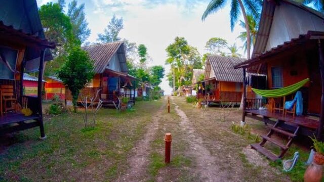 Lanta Blue House - Guesthouses in Kaw Kwang Beach, Koh Lanta