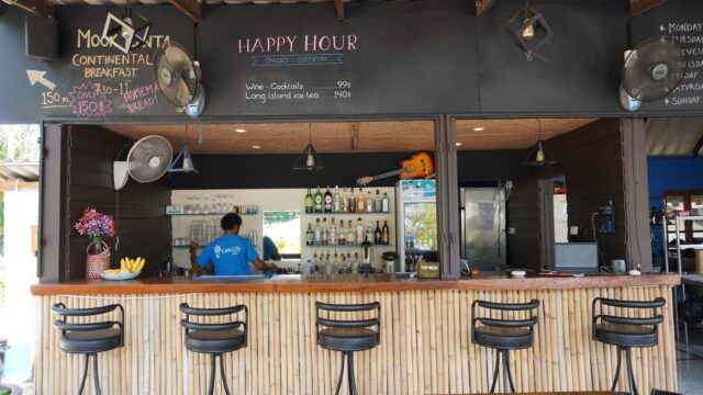 Lanta Lily Restaurant - Thai Food in Relax Bay, Koh Lanta