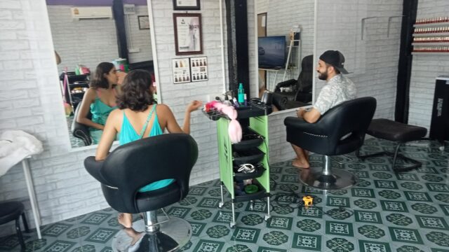 Munasalon & Barber - Hair & Nail Salons in Klong Khong Beach, Koh Lanta
