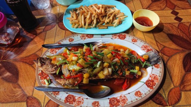 Muslim Imaroy Street Restaurant - Thai Food in Klong Dao Beach, Koh Lanta