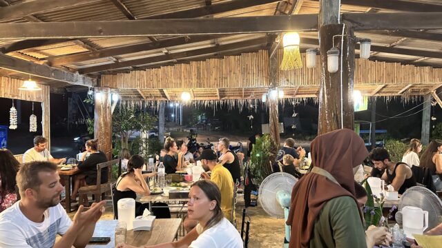 Yawee Restaurant - Thai Food in Relax Bay, Koh Lanta